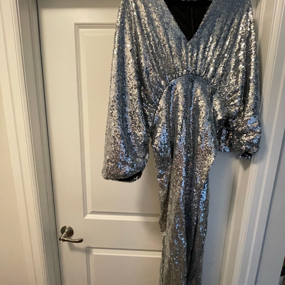 ELOQUII Elegant, Flattering, and Comfortable Silver Sequin Gown